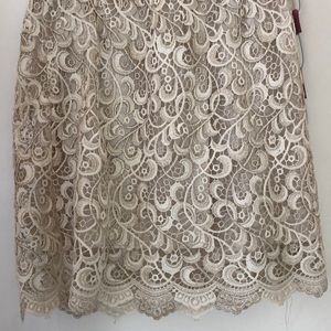Cream crochet skirt, scalloped hem